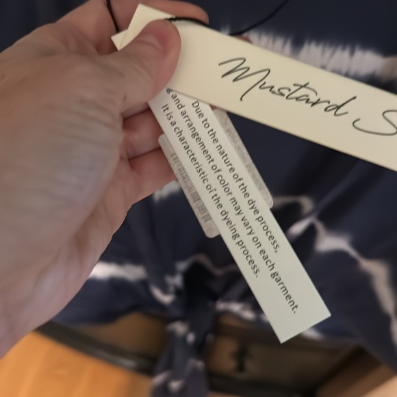 Mustard seed blue and white tie-dye shawl. Small. - Picture 4 of 4